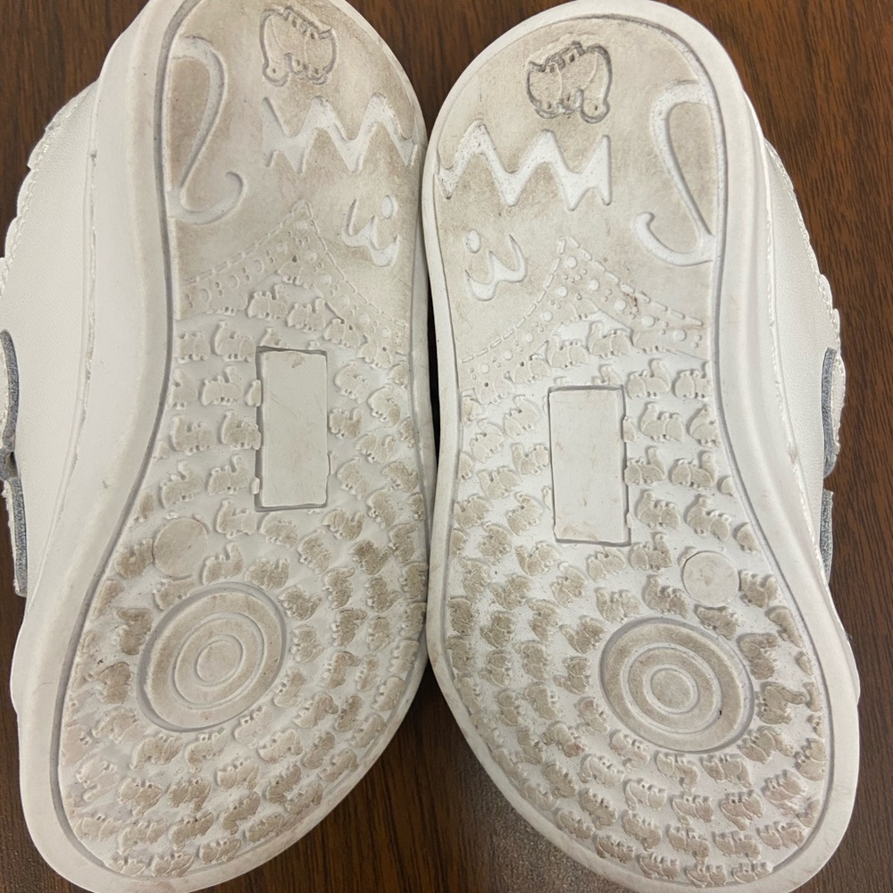 L'Amour White Baby Walker Shoes - Picture 4 of 8